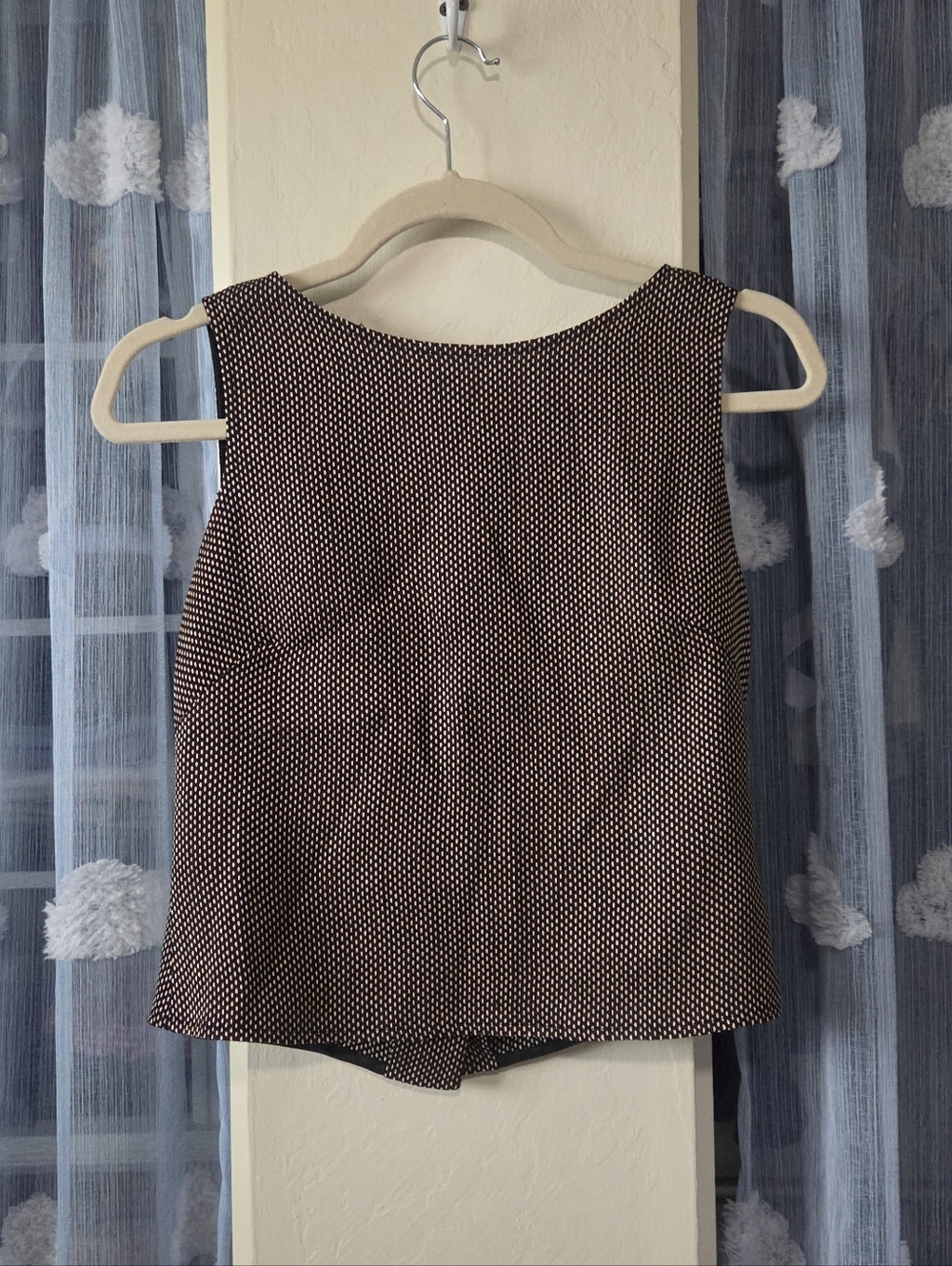 Linda Allard Ellen Tracy Sleeveless Woven Tweed-like Shell Top